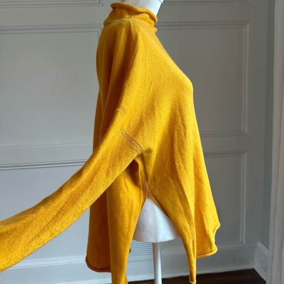 French Connection Mock Neck Long Sleeve Marigold Sweater | Size M - Picture 2 of 7